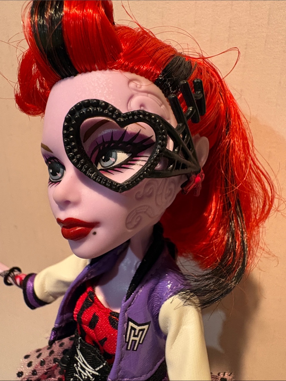 Monster High Picture Day Operetta
Doll - Picture 7 of 12